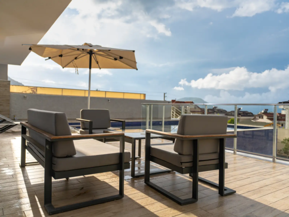 FETHİYE OVACIK’TA 580 m² ARSA İÇİNDE 4+1 MÜSTAKİL VİLLA