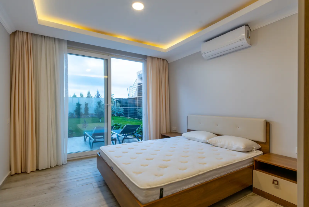 FETHİYE OVACIK’TA 580 m² ARSA İÇİNDE 4+1 MÜSTAKİL VİLLA