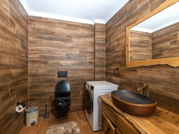 FETHİYE OVACIK’TA 580 m² ARSA İÇİNDE 4+1 MÜSTAKİL VİLLA