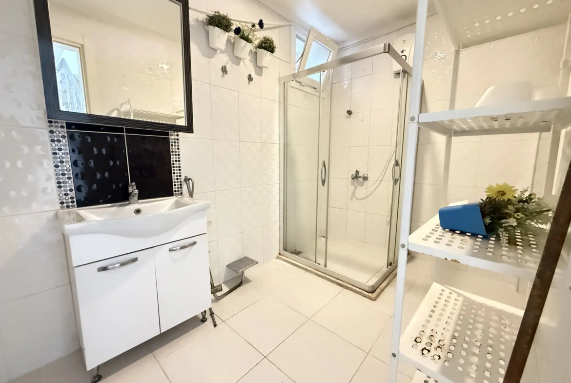 FETHİYE OVACIK’TA MÜKEMMEL SİTEDE HAVUZLU 2+1 DAİRE