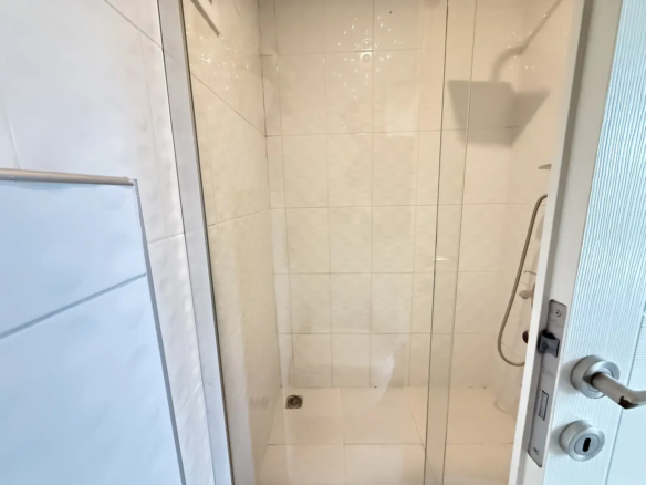 FETHİYE OVACIK’TA MÜKEMMEL SİTEDE HAVUZLU 2+1 DAİRE