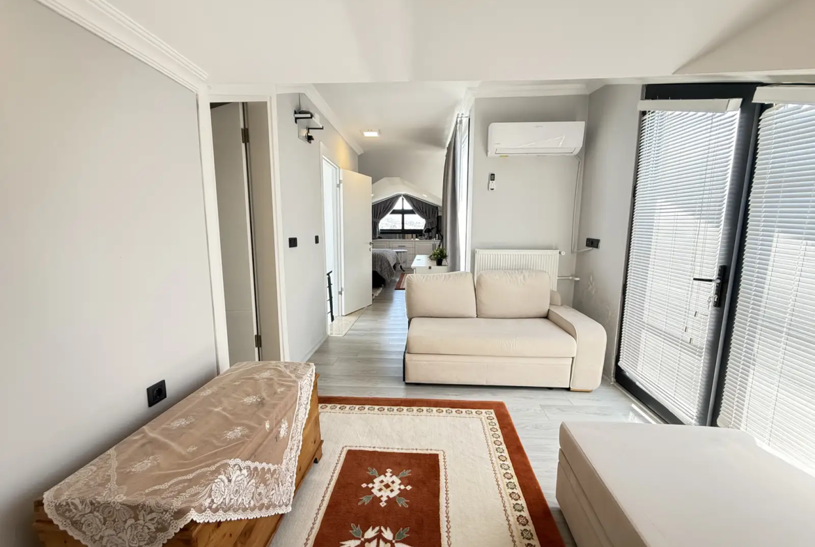 FETHİYE ÇALIŞ PLAJINA 200 METRE MÜSTAKİL HAVUZLU, BAHÇELİ VİLLA