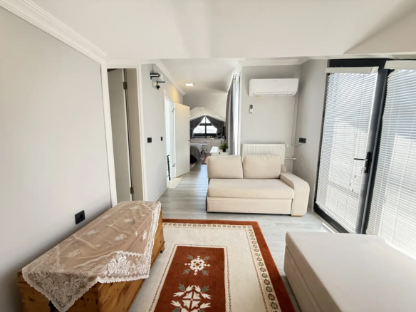 FETHİYE ÇALIŞ PLAJINA 200 METRE MÜSTAKİL HAVUZLU, BAHÇELİ VİLLA