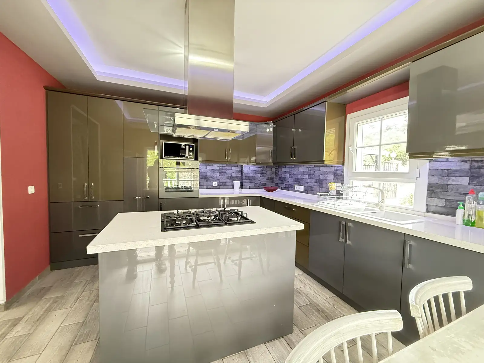 Sophisticated 4+1 Luxury Smart Villa in Yesiluzumlu