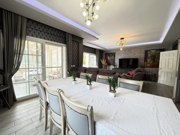 Sophisticated 4+1 Luxury Smart Villa in Yesiluzumlu