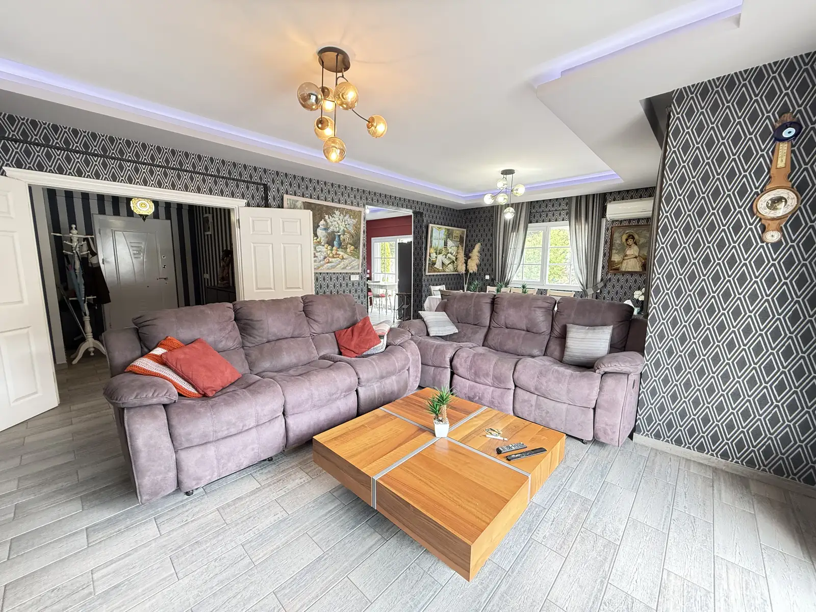 Sophisticated 4+1 Luxury Smart Villa in Yesiluzumlu
