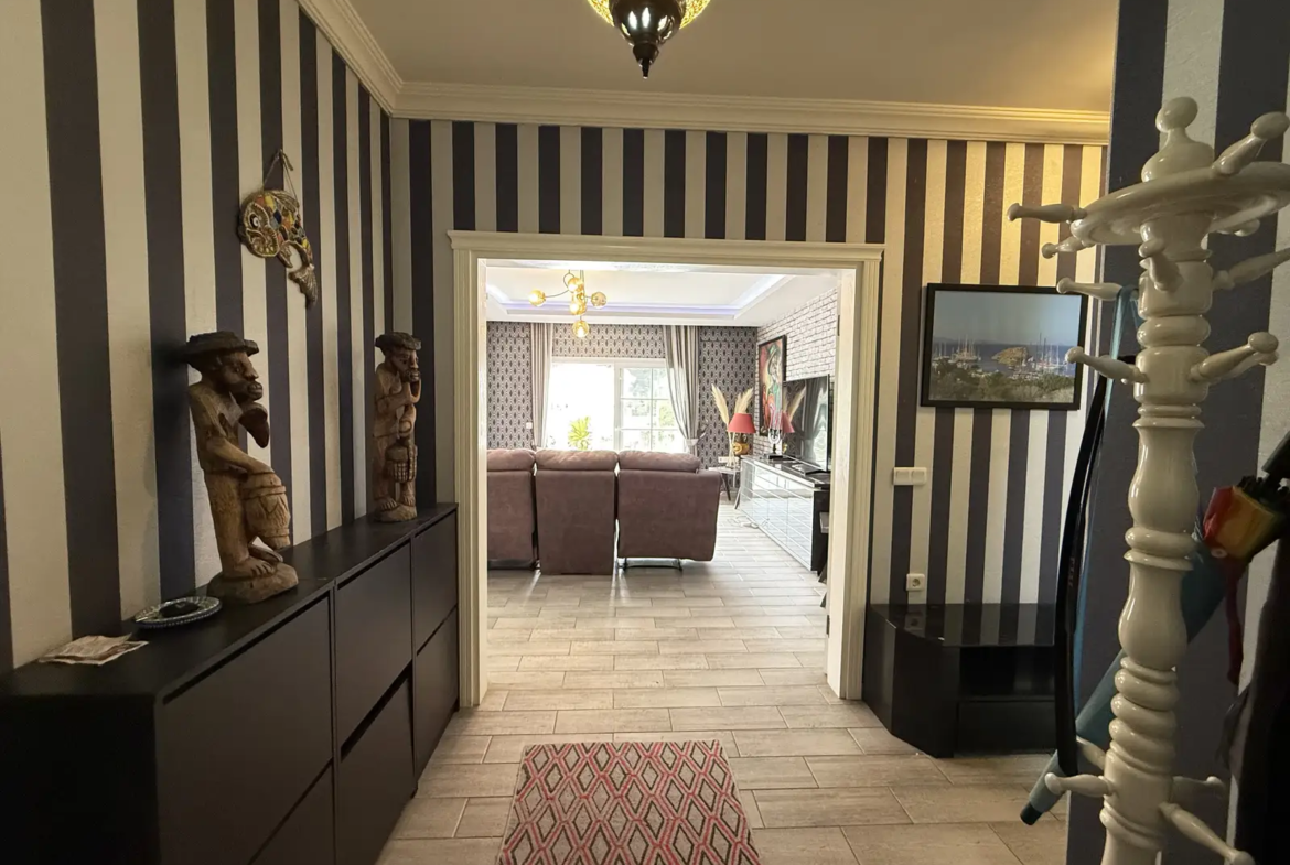 Sophisticated 4+1 Luxury Smart Villa in Yesiluzumlu
