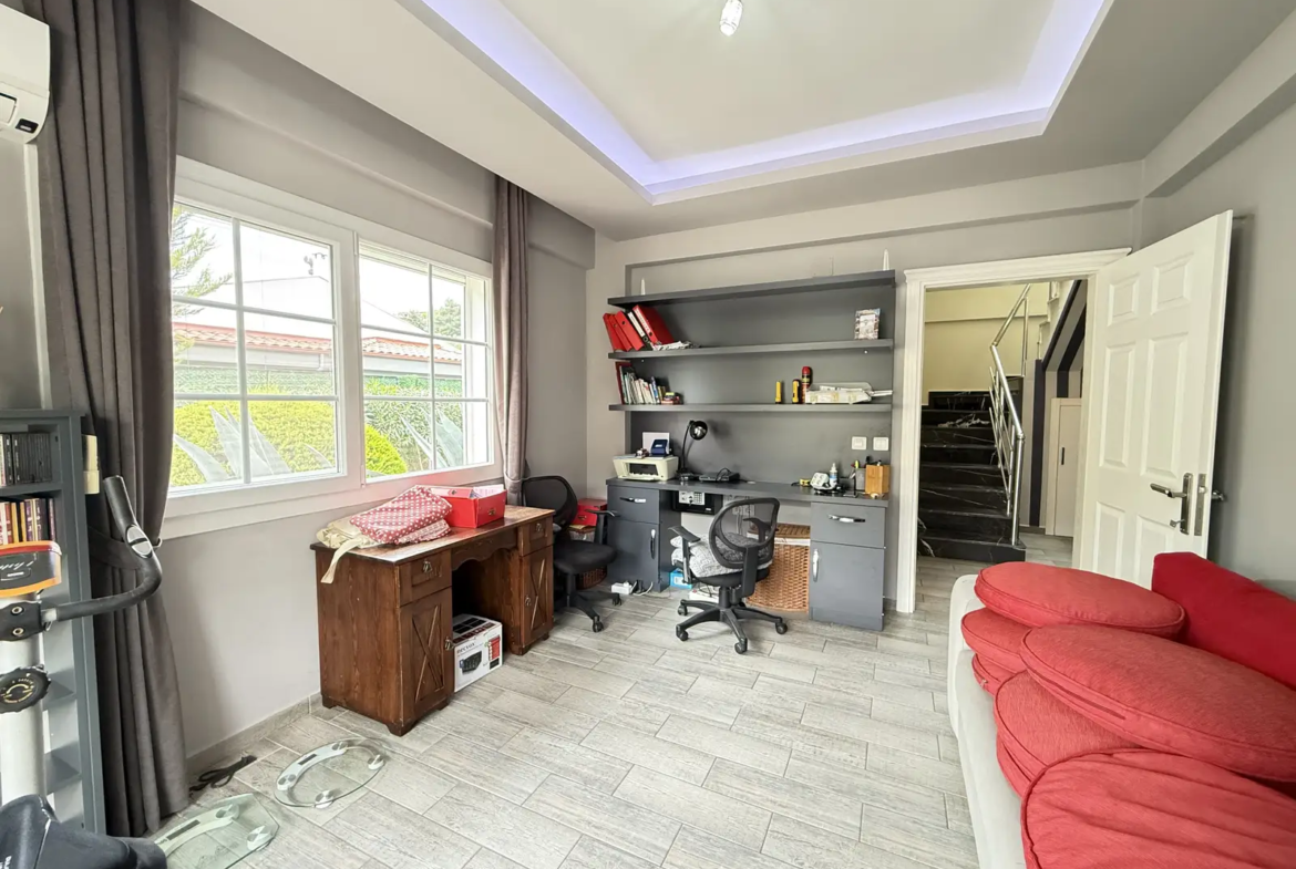 Sophisticated 4+1 Luxury Smart Villa in Yesiluzumlu