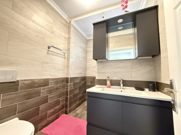 Sophisticated 4+1 Luxury Smart Villa in Yesiluzumlu