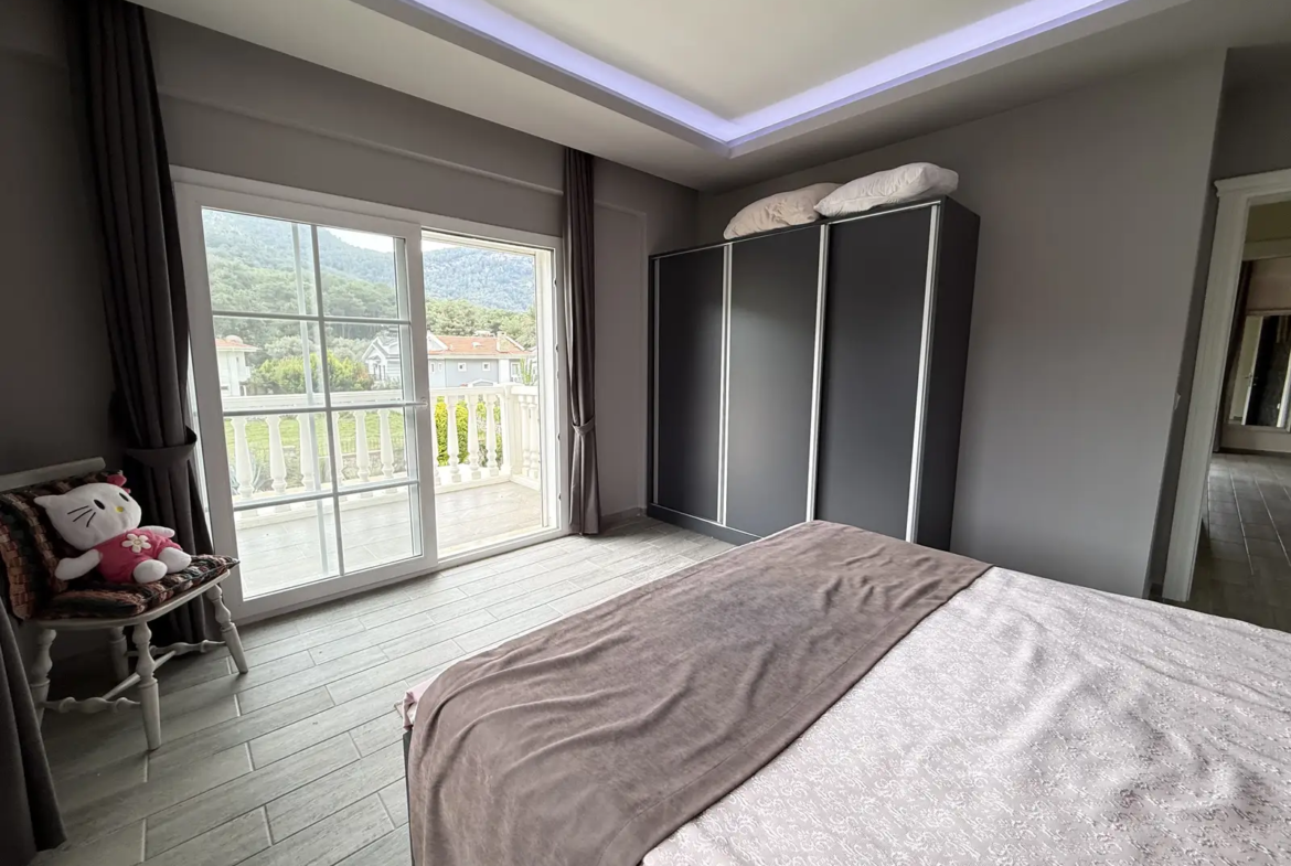 Sophisticated 4+1 Luxury Smart Villa in Yesiluzumlu