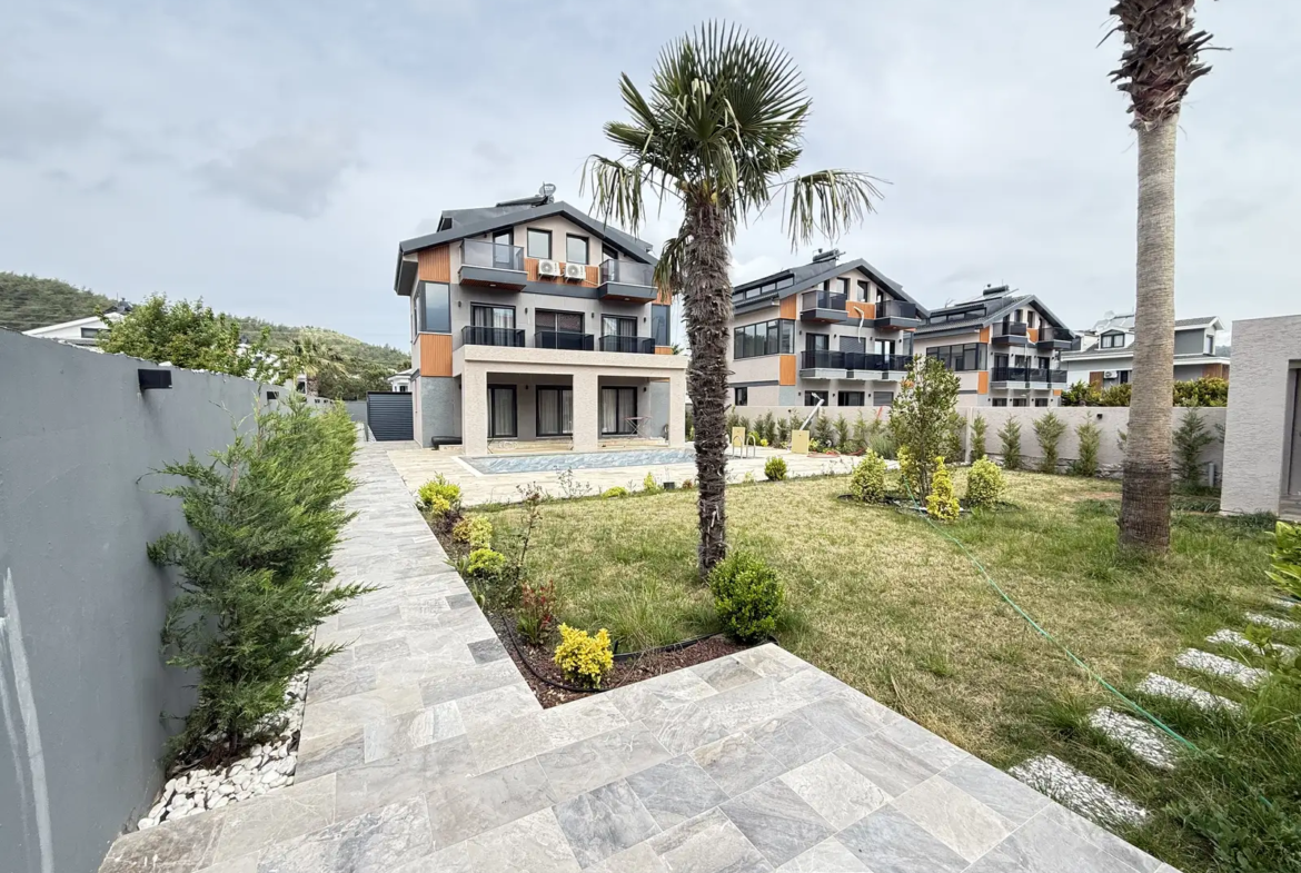 Ölüdeniz Yakınında Satılık Lüks Müstakil Villa | Full Eşyalı & 4 Odalı