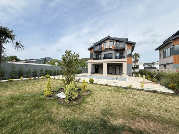 Ölüdeniz Yakınında Satılık Lüks Müstakil Villa | Full Eşyalı & 4 Odalı
