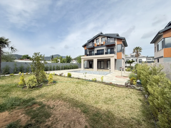 Ölüdeniz Yakınında Satılık Lüks Müstakil Villa | Full Eşyalı & 4 Odalı