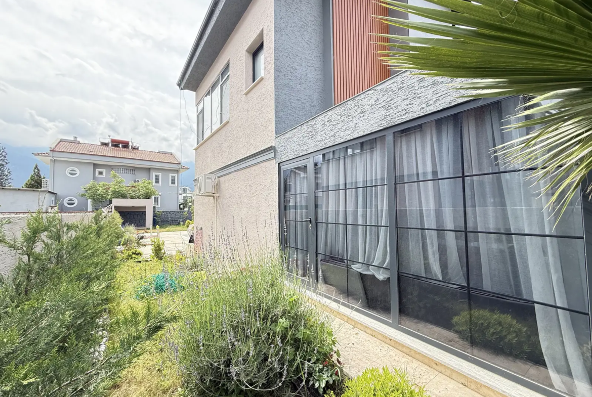 Ölüdeniz Yakınında Satılık Lüks Müstakil Villa | Full Eşyalı & 4 Odalı