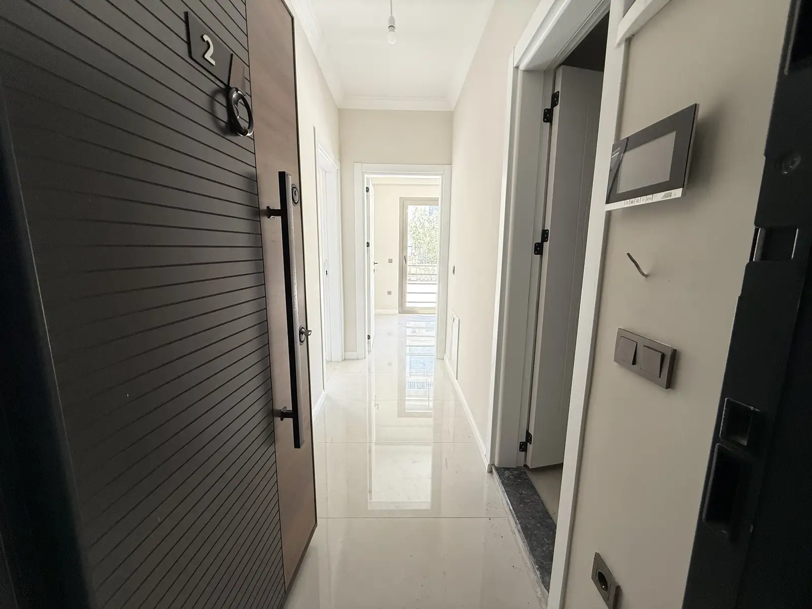 Fethiye Tuzla’da Lüks ve Konforun Adresi: Satılık Sıfır 1+1 Bahçe Katı