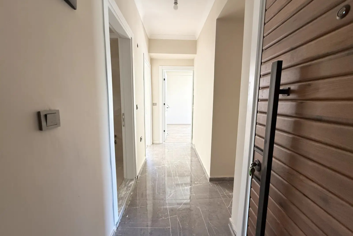 Fethiye Deliktaş’ta Merkeze Komşu, Modern Tasarımlı Satılık 2+1 Bahçe Katı Daire