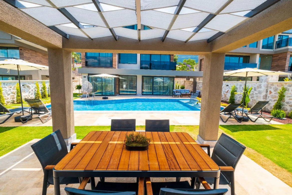 Fethiye Ovacık’ta Satılık Kira Garantili Lüks Villa – 3+1 Müstakil Konsept