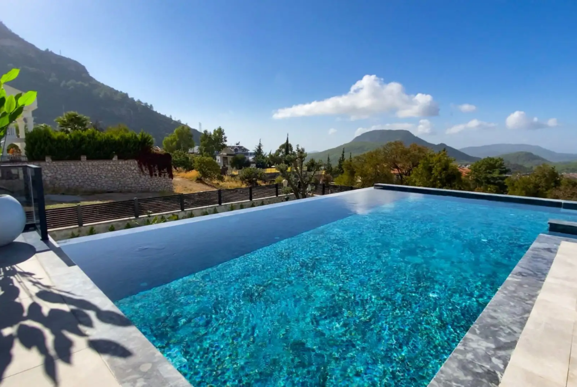 Fethiye Babadağ’da Eşsiz Konumda Deniz ManzaralıAkıllı Lüks Villa — Royal Villa