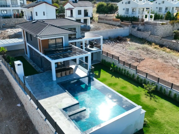 Fethiye Babadağ’da Eşsiz Konumda Deniz ManzaralıAkıllı Lüks Villa — Royal Villa