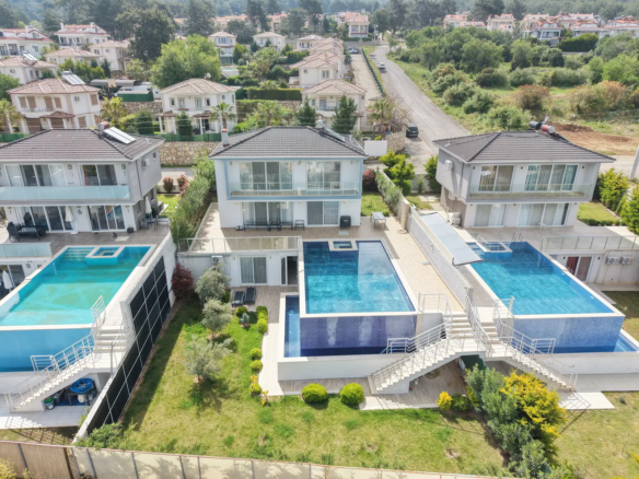 FETHİYE OVACIK’TA 580 m² ARSA İÇİNDE 4+1 MÜSTAKİL VİLLA