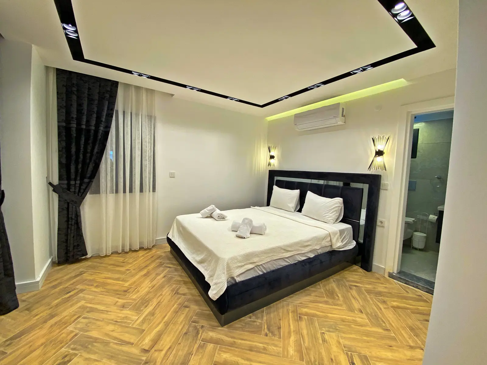 Fethiye Ovacık’ta 5+1 Açık-Kapalı Havuzlu Müstakil Villa