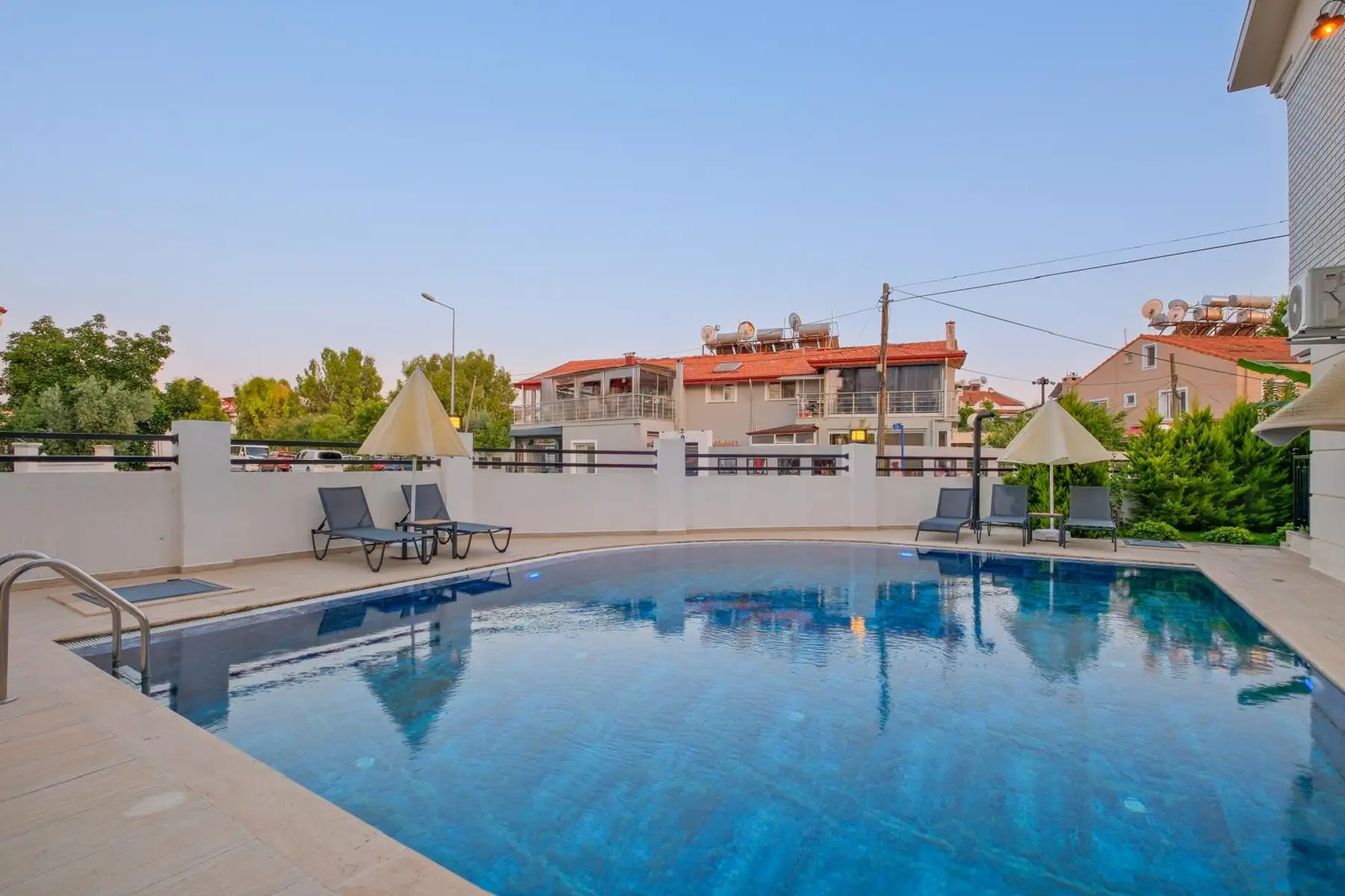 Fethiye, Çalış’ta Modern ve Lüks 2 Yatak Odalı Daireler: Prestijli Proje