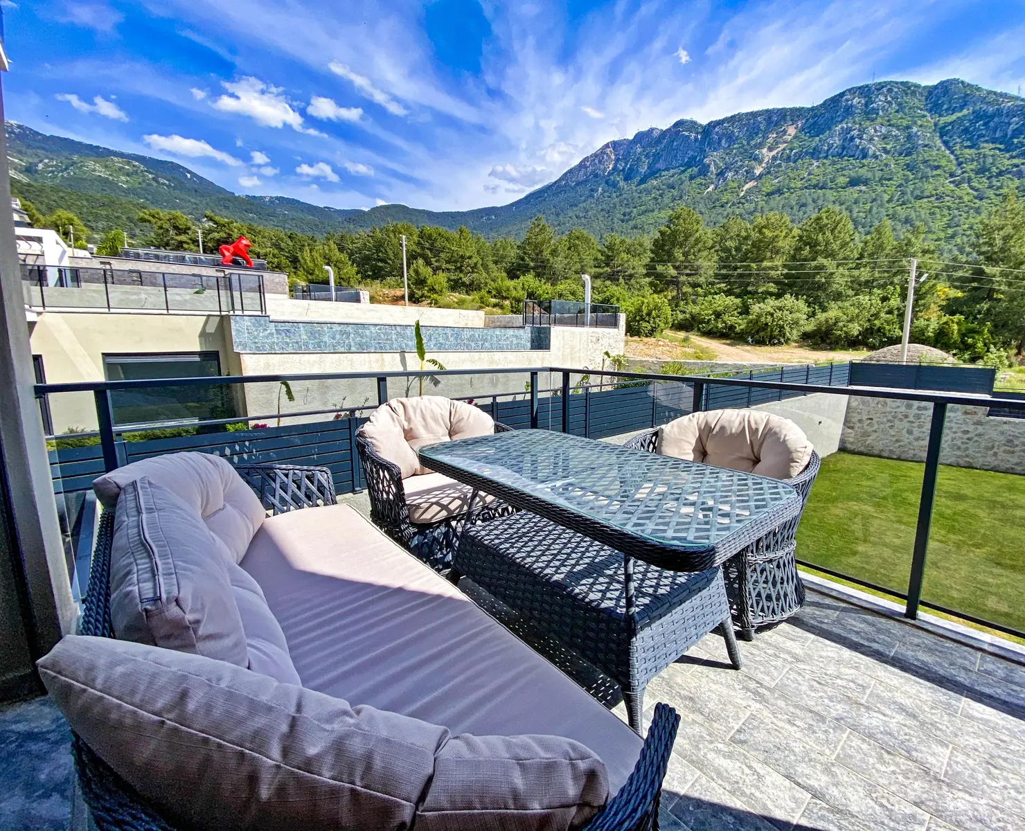 Fethiye Ovacık’ta 5+1 Açık-Kapalı Havuzlu Müstakil Villa