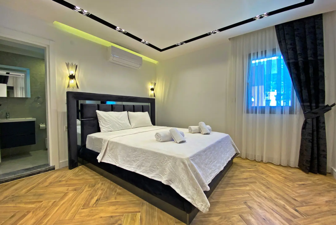 Fethiye Ovacık’ta 5+1 Açık-Kapalı Havuzlu Müstakil Villa