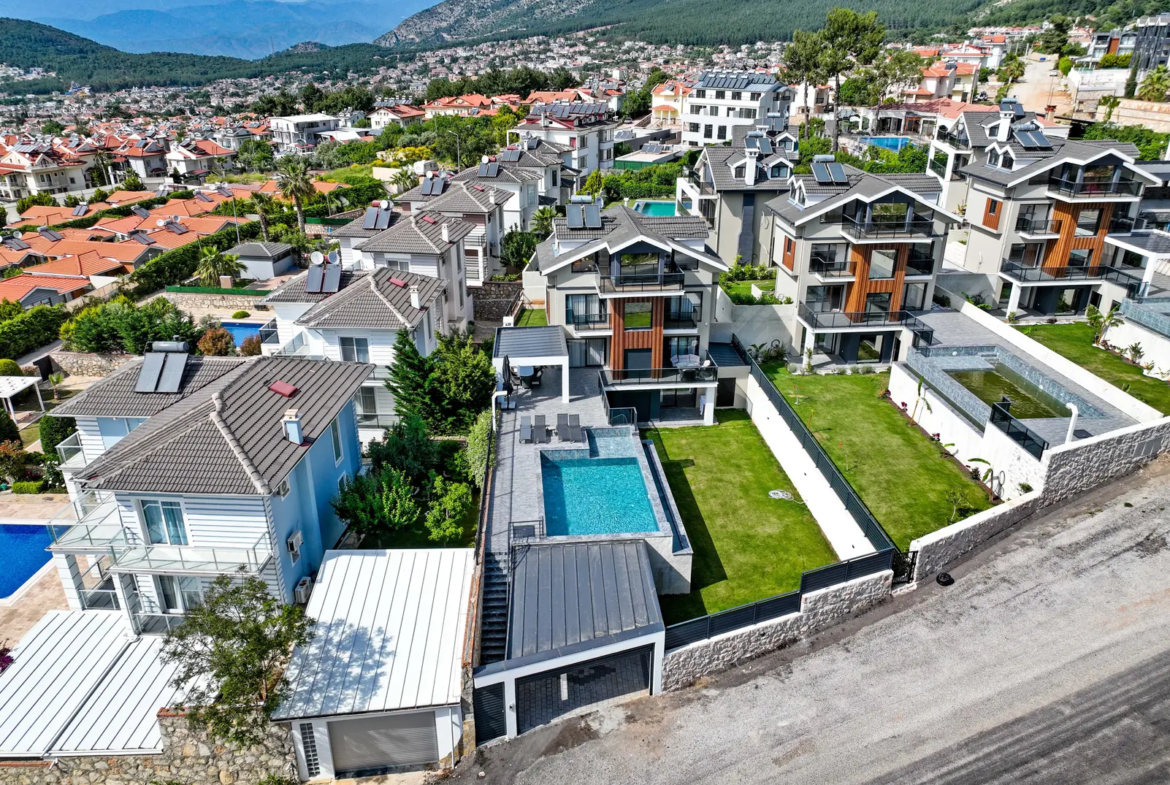 Fethiye Ovacık’ta 5+1 Açık-Kapalı Havuzlu Müstakil Villa