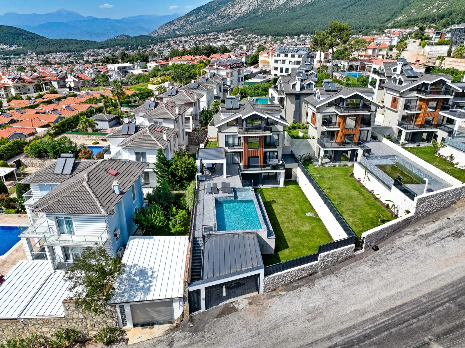 Fethiye Ovacık’ta 5+1 Açık-Kapalı Havuzlu Müstakil Villa