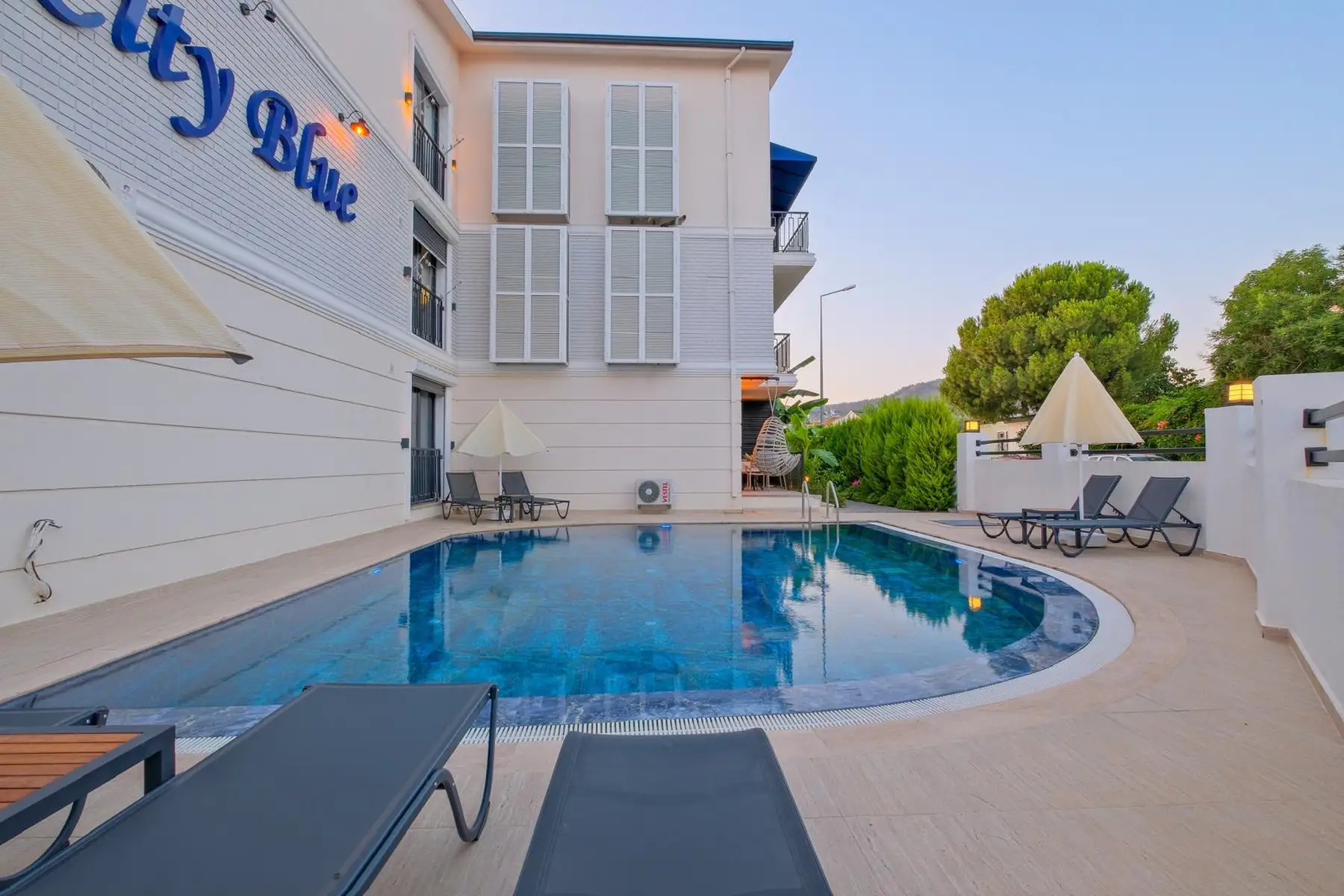 Fethiye, Çalış’ta Modern ve Lüks Yaşam: Prestijli Daire Projesi