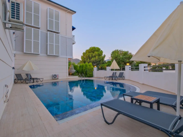 Fethiye, Çalış’ta Modern ve Lüks Yaşam: Prestijli Daire Projesi
