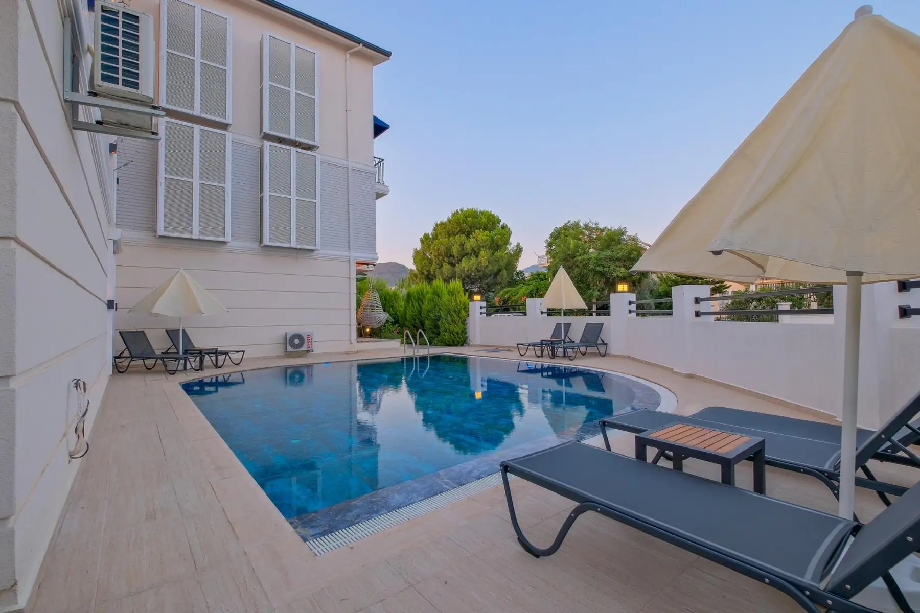 Fethiye, Çalış’ta Modern ve Lüks Yaşam: Prestijli Daire Projesi