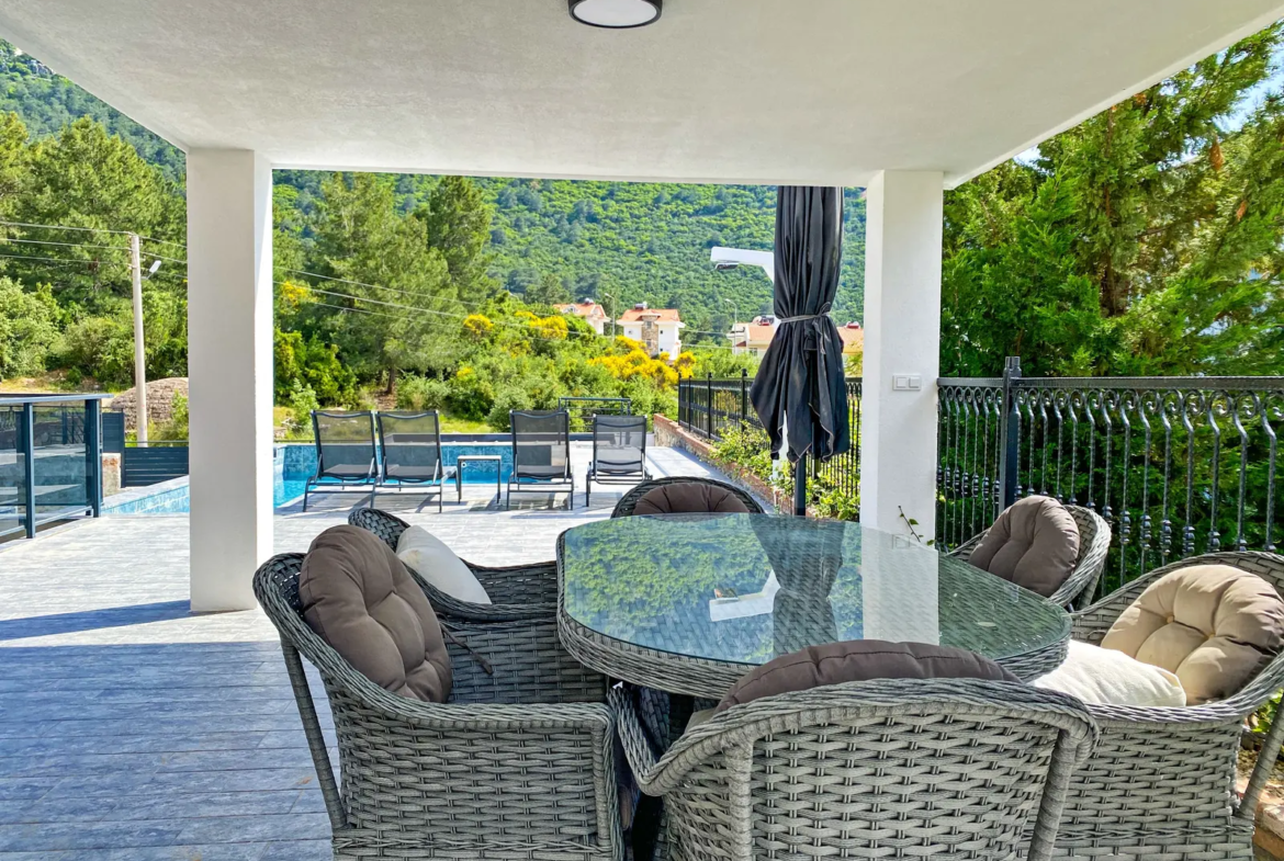Fethiye Ovacık’ta 5+1 Açık-Kapalı Havuzlu Müstakil Villa