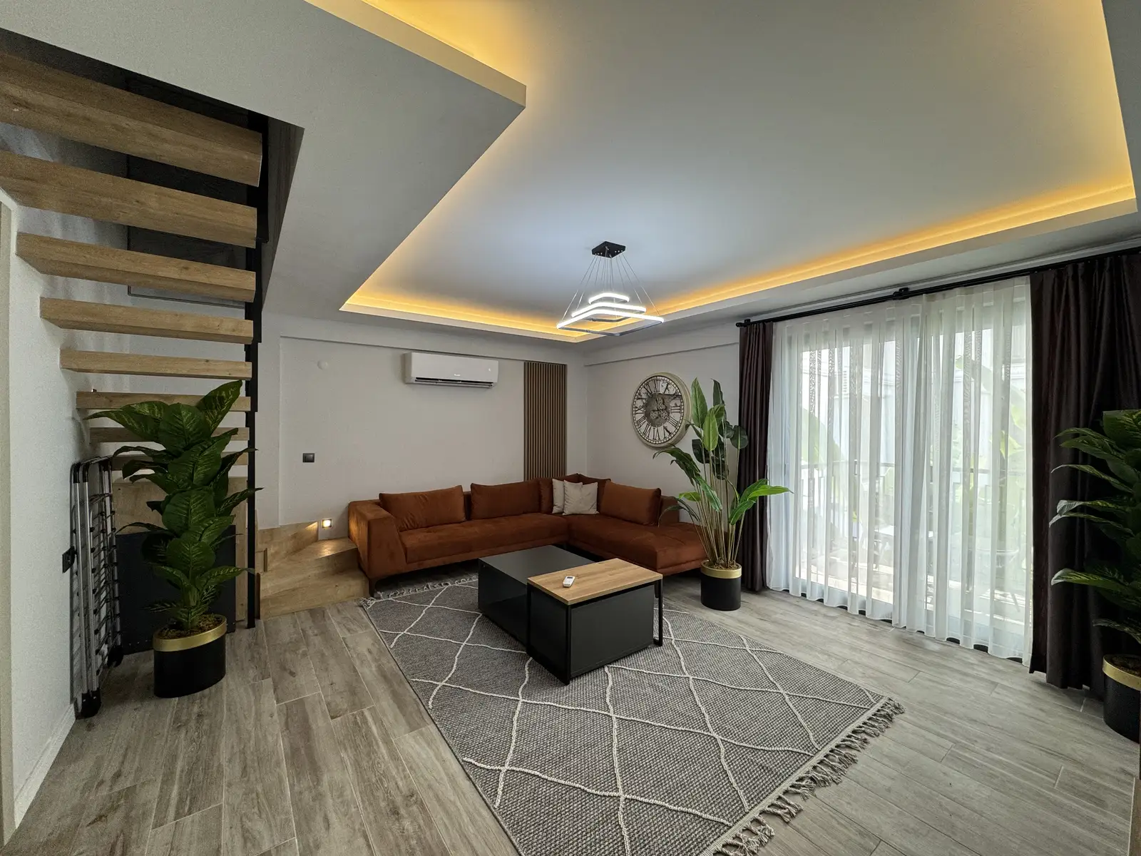 Fethiye, Çalış’ta Modern ve Lüks 2 Yatak Odalı Daireler: Prestijli Proje