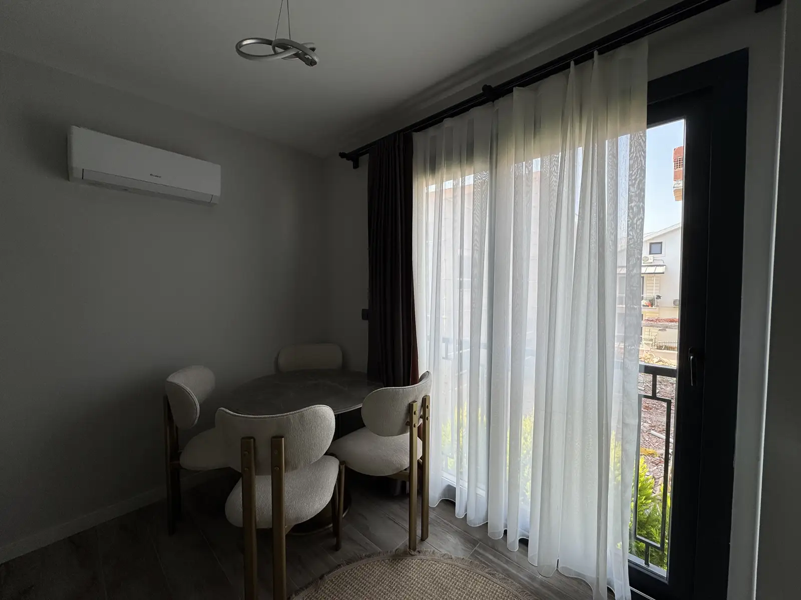 Fethiye, Çalış’ta Modern ve Lüks 2 Yatak Odalı Daireler: Prestijli Proje
