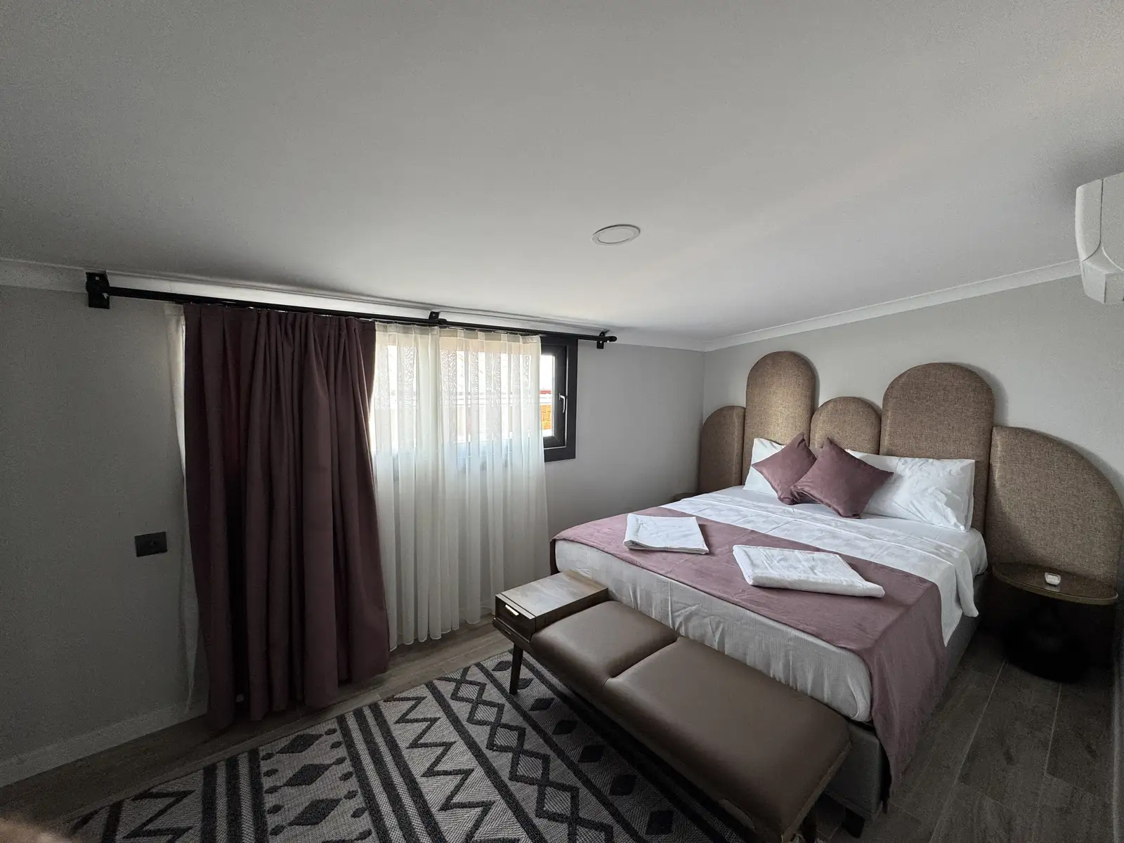 Fethiye, Çalış’ta Modern ve Lüks 2 Yatak Odalı Daireler: Prestijli Proje