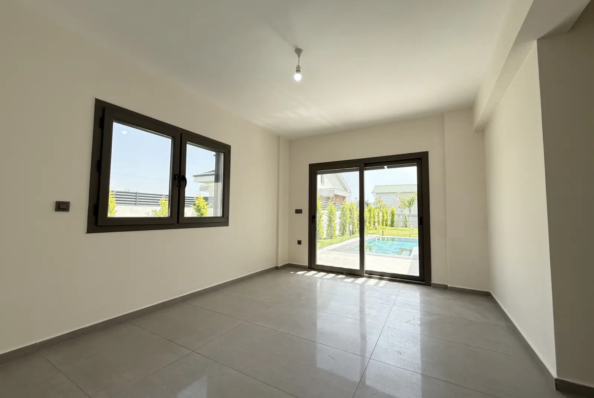Fethiye’de Özel Havuzlu Müstakil Villa – Plaja Yürüme Mesafesinde