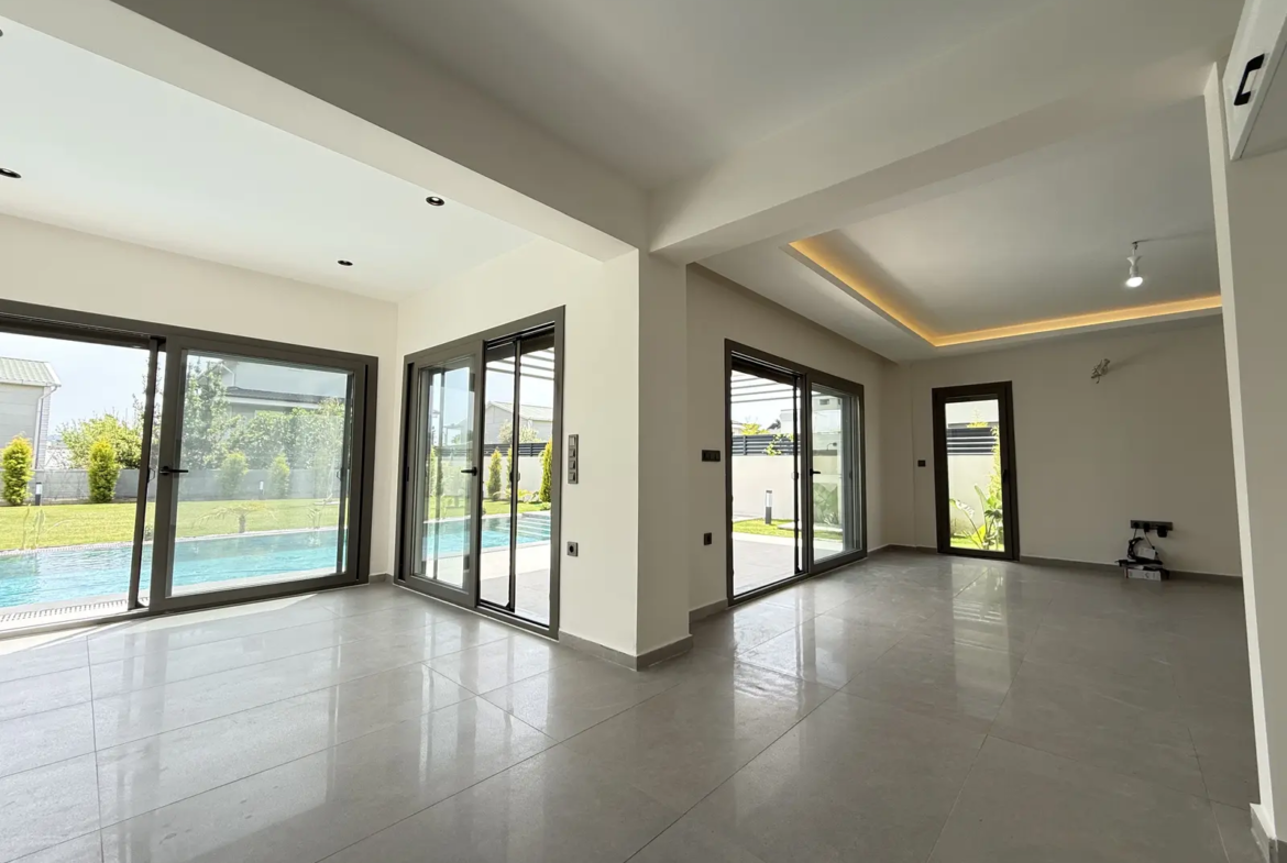 Fethiye’de Özel Havuzlu Müstakil Villa – Plaja Yürüme Mesafesinde
