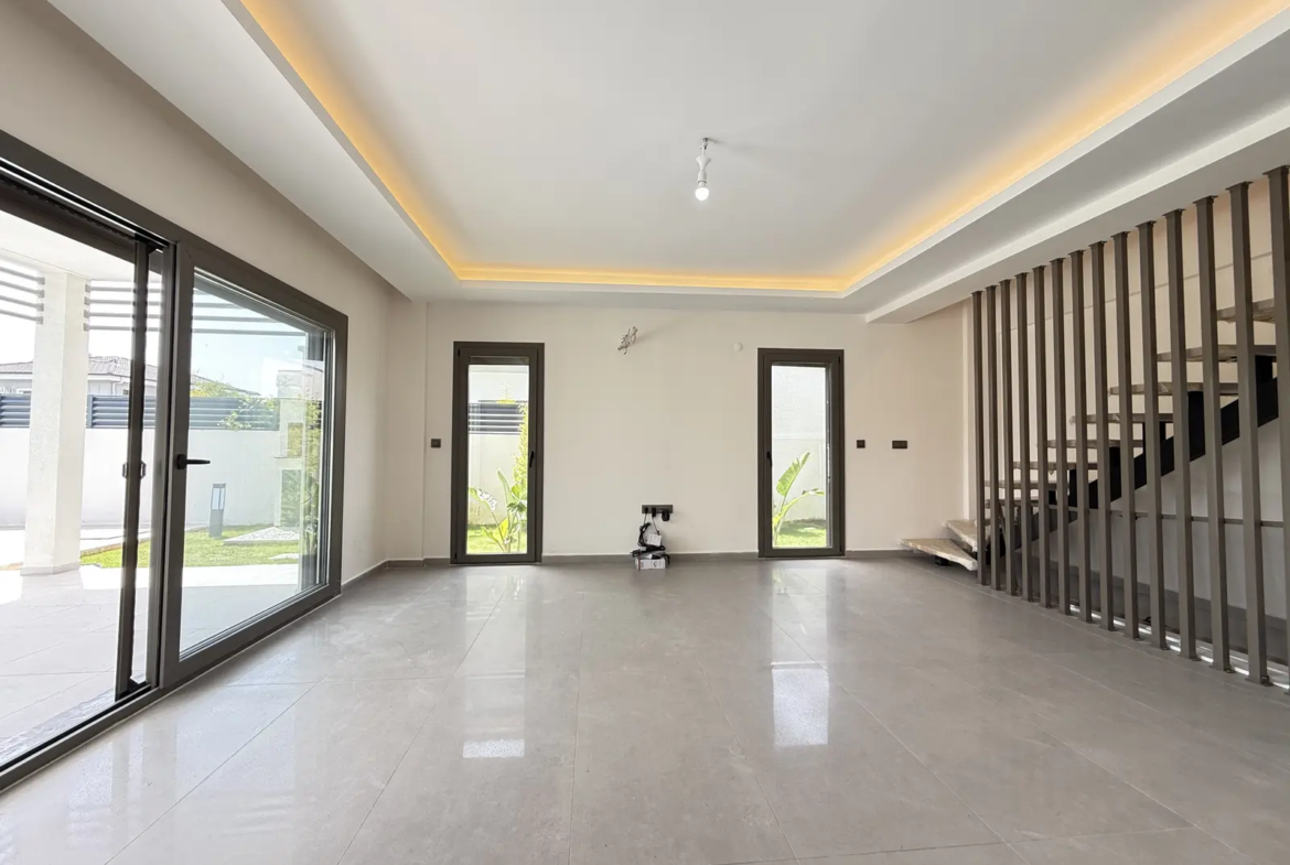 Fethiye’de Özel Havuzlu Müstakil Villa – Plaja Yürüme Mesafesinde