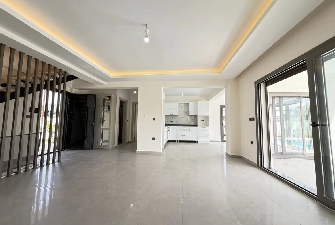 Fethiye’de Özel Havuzlu Müstakil Villa – Plaja Yürüme Mesafesinde