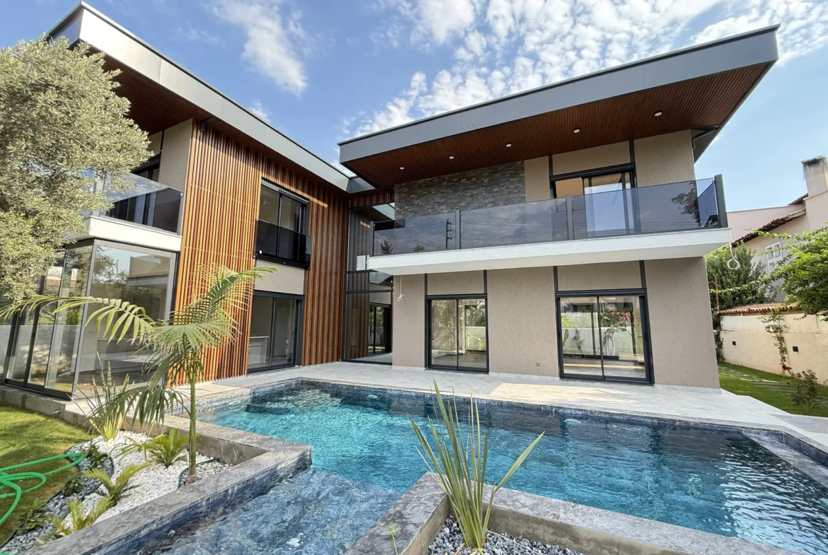 Fethiye Akarca’da 4+1 Premium Müstakil Villa