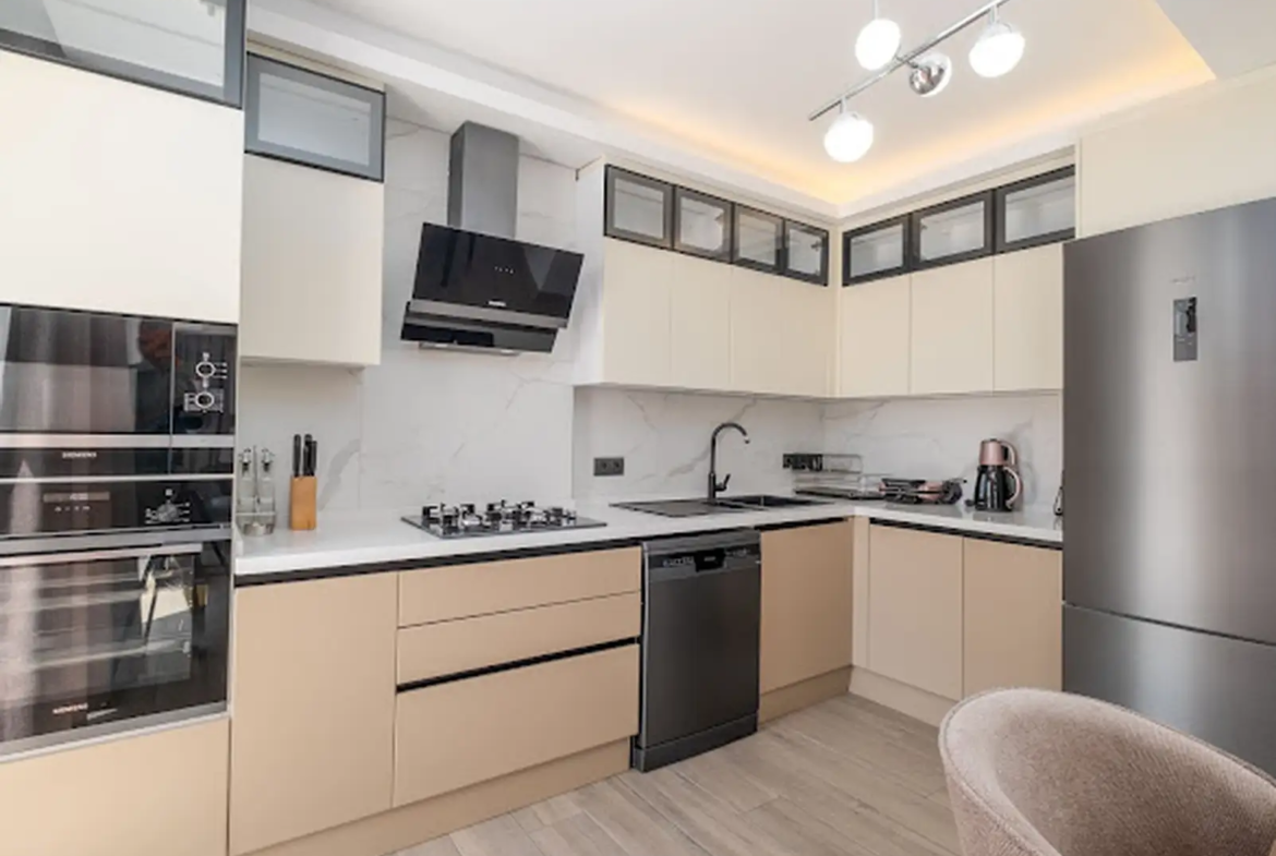 Ölüdeniz Manzaralı Açık-Kapalı Yüzme Havuzlu Lüks Villa