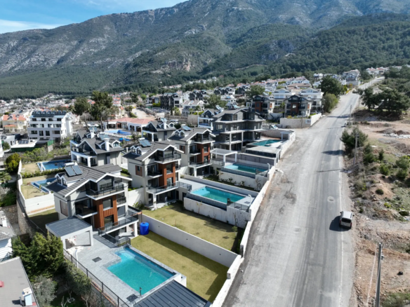 Fethiye Ovacık’ta 5+1 Açık-Kapalı Havuzlu Müstakil Villa