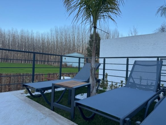 Seydikemer’de Müstakil Bahçeli- Havuzlu Şık Villa