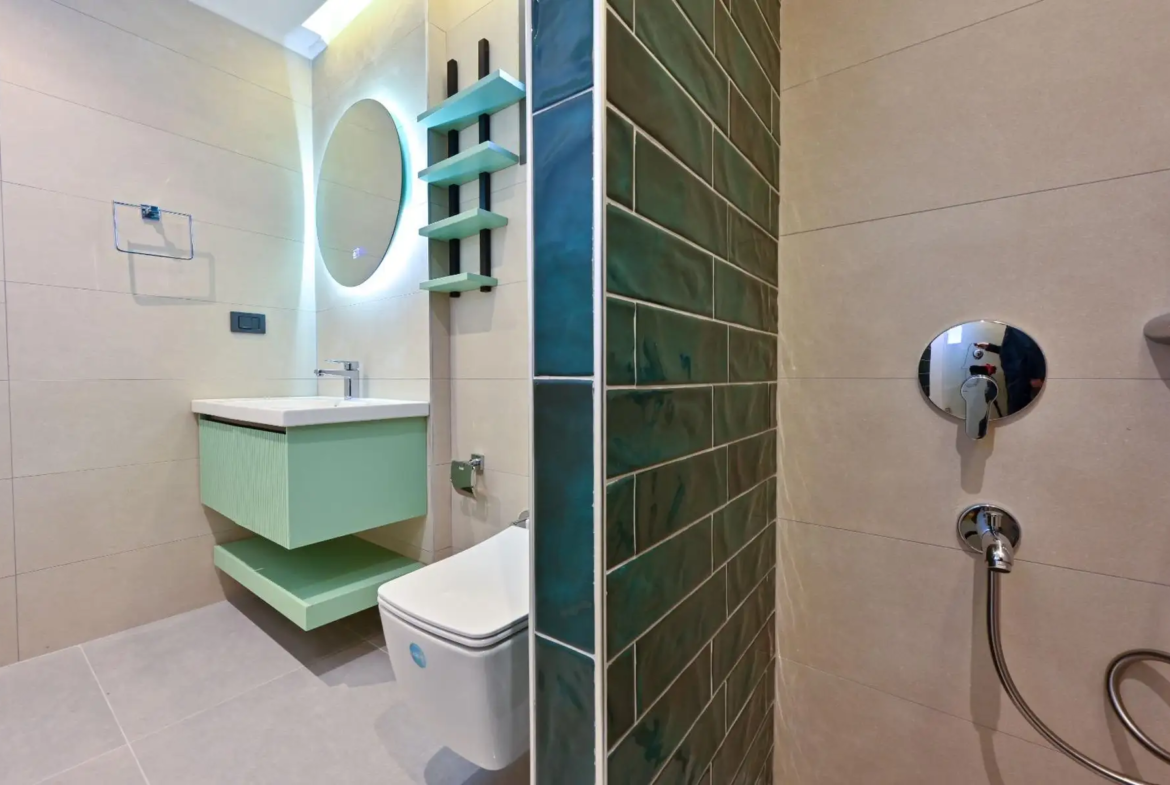 Müstakil Havuzlu ve Yerden Isıtmalı, 5 Yatak Odalı Lüks Müstakil Villa