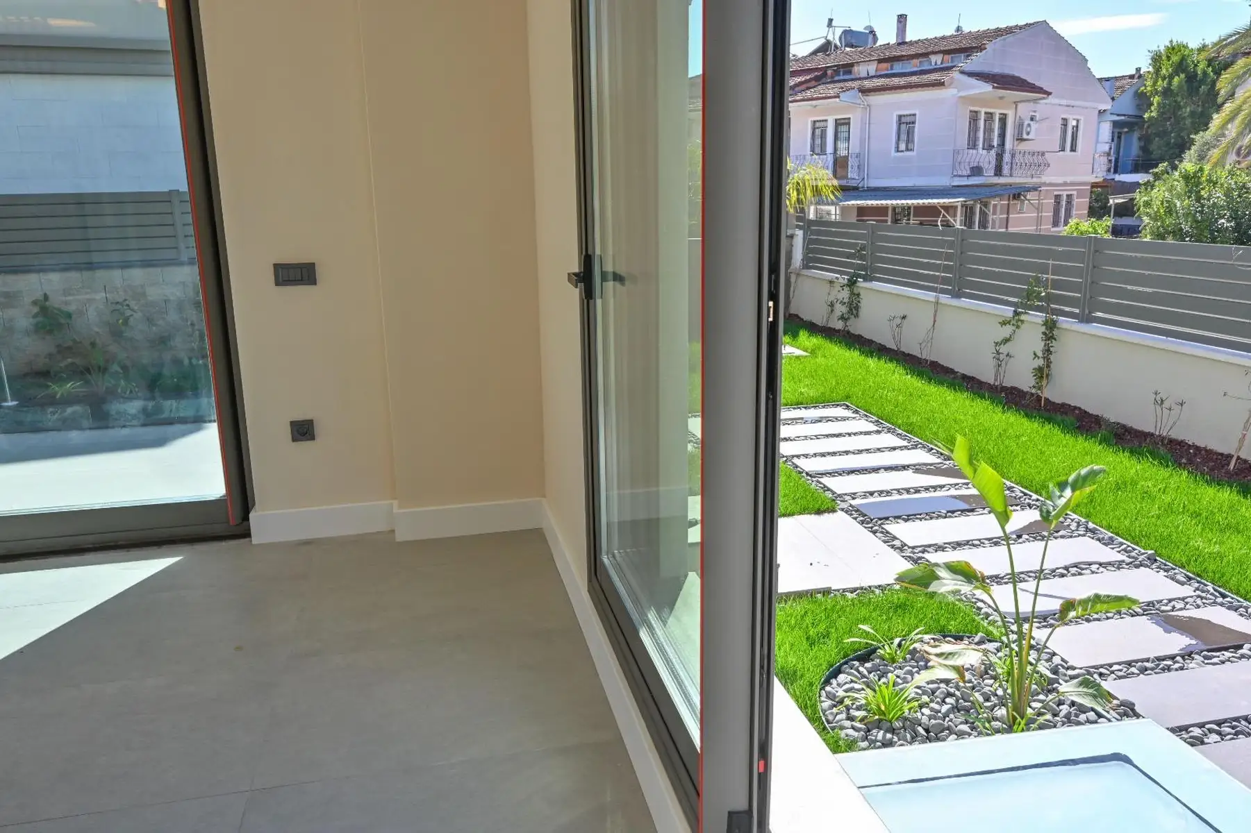 Müstakil Havuzlu ve Yerden Isıtmalı, 5 Yatak Odalı Lüks Müstakil Villa