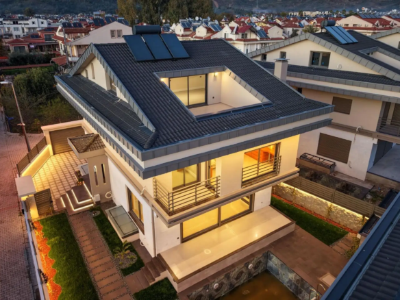 Müstakil Havuzlu ve Yerden Isıtmalı, 5 Yatak Odalı Lüks Müstakil Villa