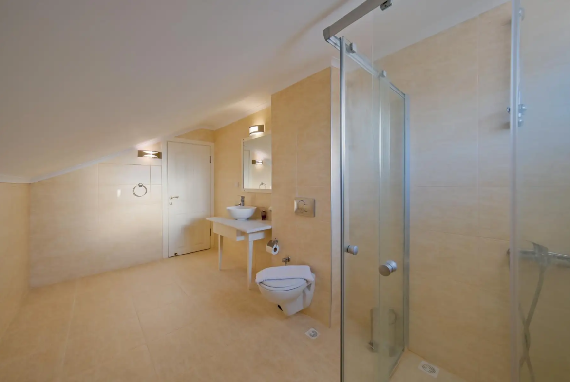 Fethiye, Ovacık’da 500 m² Özel Bahçeli, Muhteşem 3 Yatak Odalı Müstakil Lüks Villa