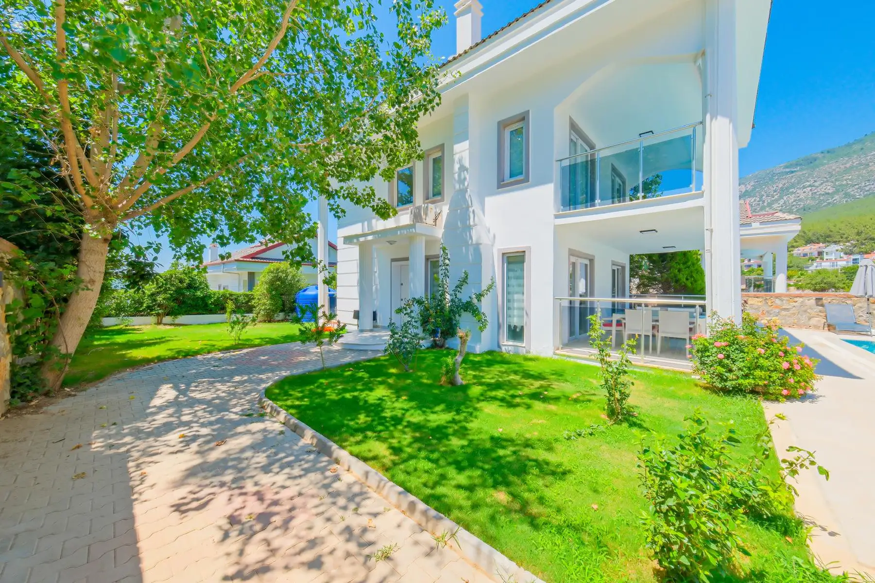 Fethiye, Ovacık’da 500 m² Özel Bahçeli, Muhteşem 3 Yatak Odalı Müstakil Lüks Villa